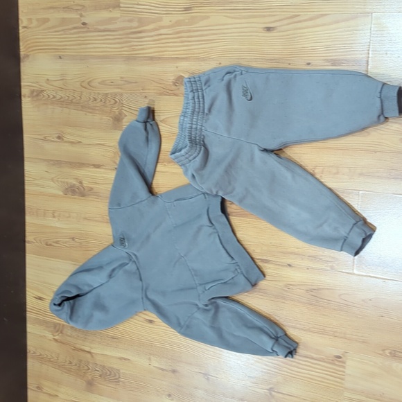 Toddler Boys Nike Sweatsuit 4t - Picture 1 of 11